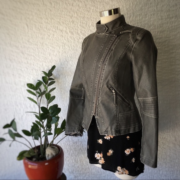 Maude Vegan Leather Moto Jacket - Picture 3 of 10